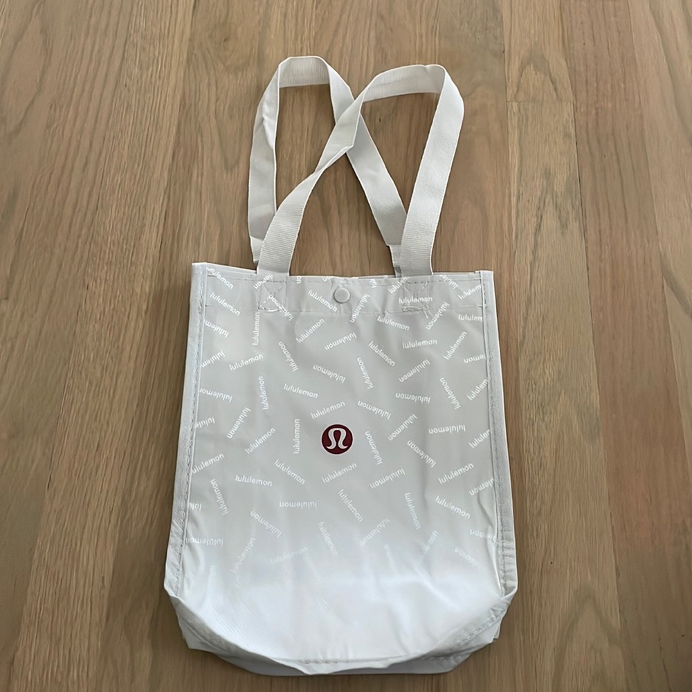 3 for $15! Lululemon Shopping Bag Gray Ombre Maroon logo Smallest Size Tote